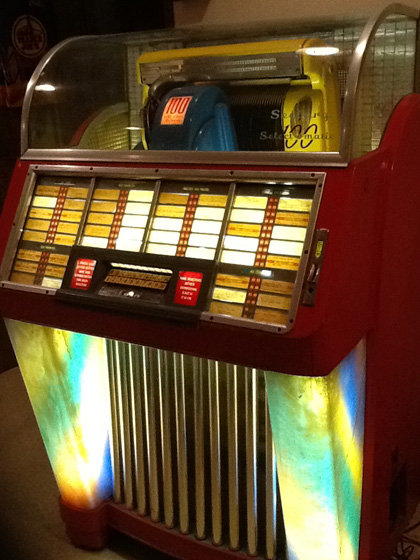 1952 Seeburg Model C Selectomatic jukebox