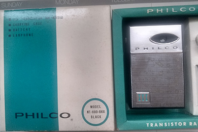  Philco model NT-600-BKG transistor radio